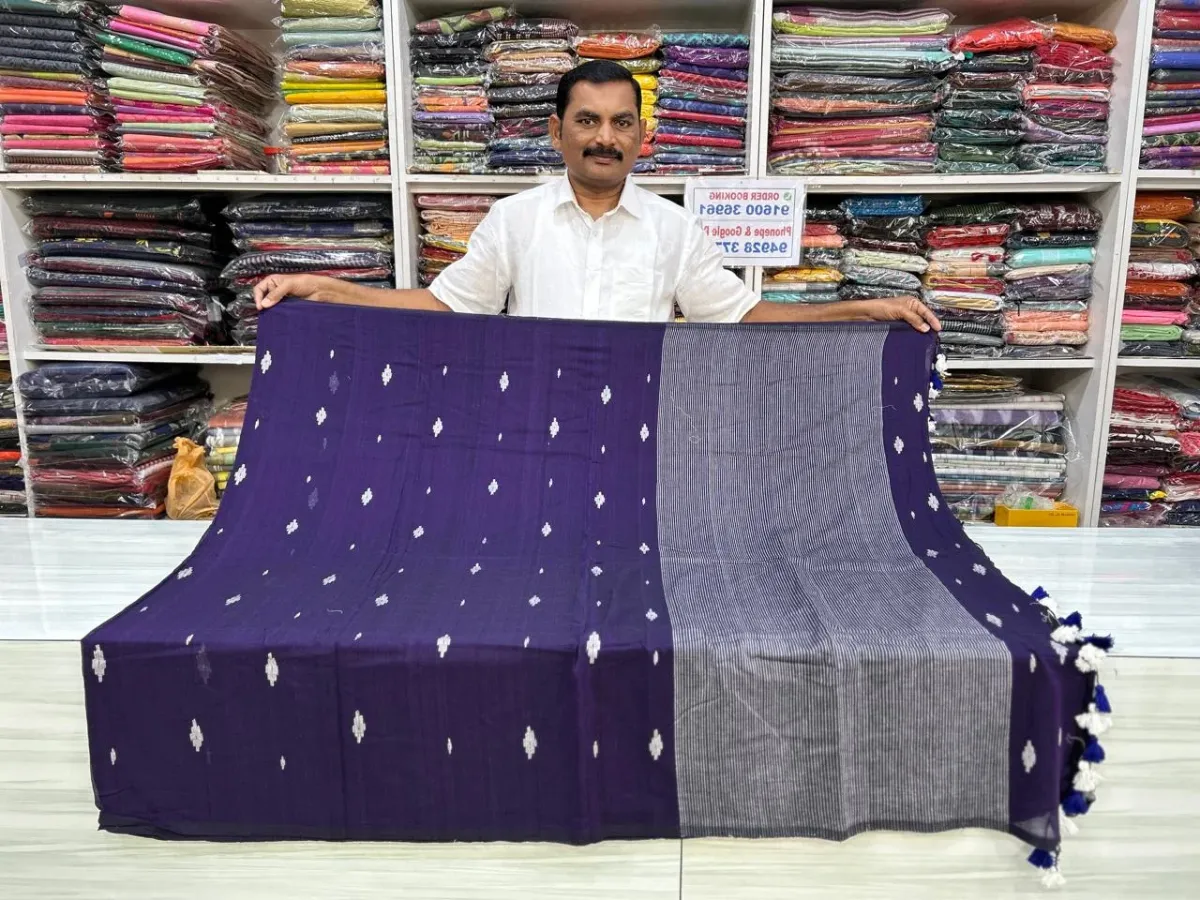 Queen Fashions Handlooms gallery image 21