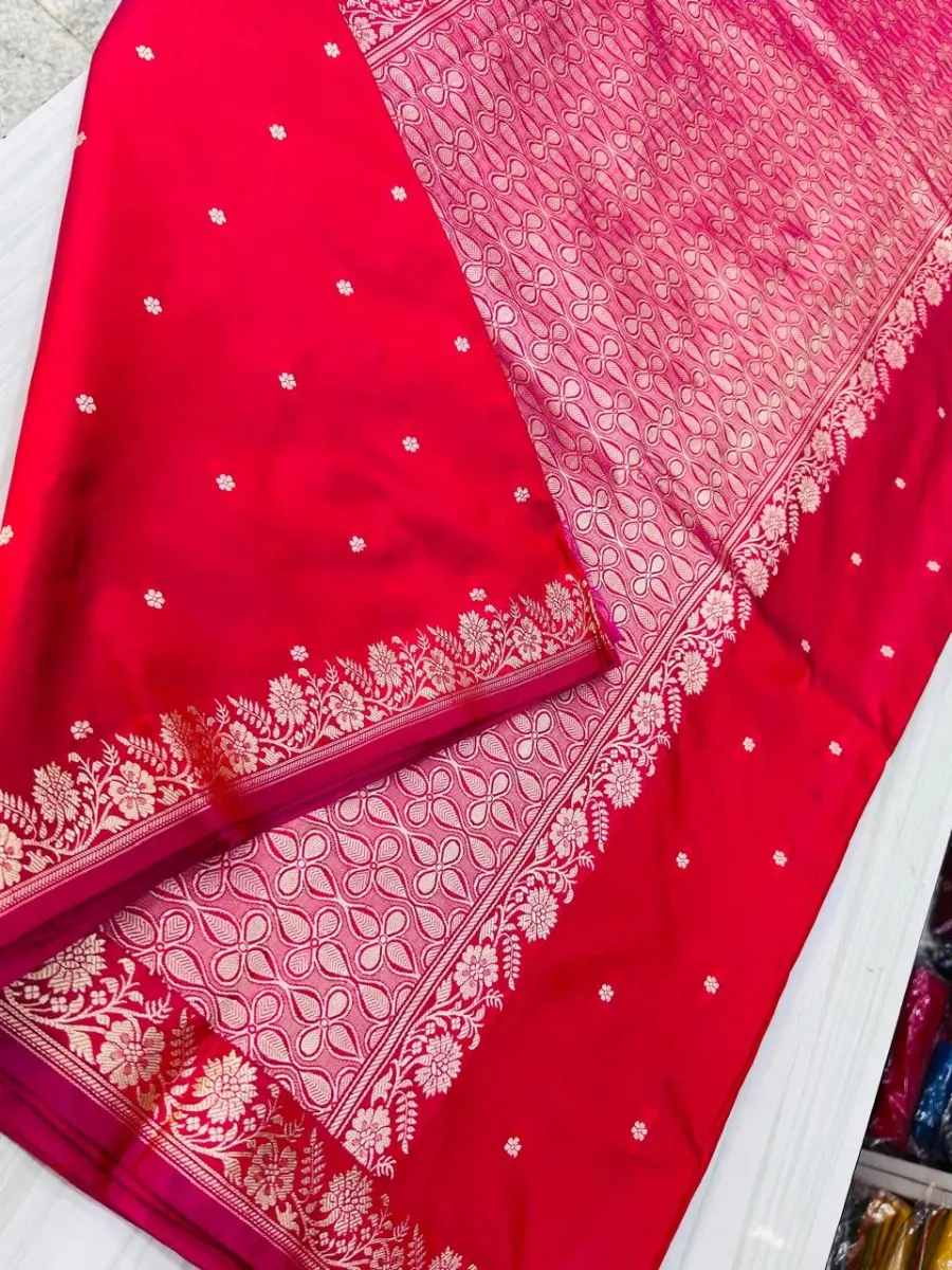 Queen Fashions Handlooms gallery image 23